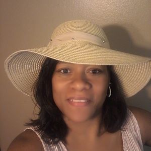 Meet your Posher, Valinca